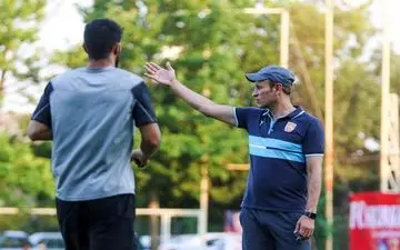 گل محمدی به دنبال مهاجم خارجی برای پدیده