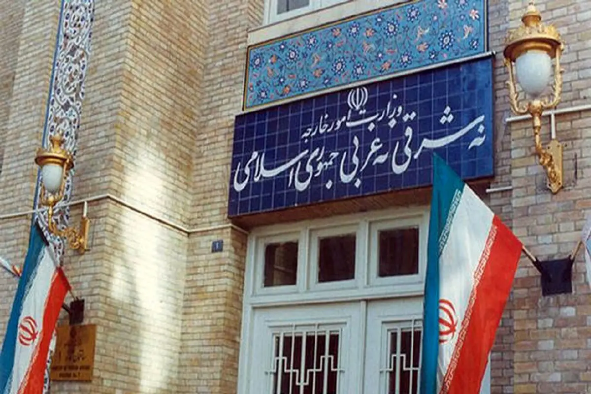 استقلال، کلید توسعه: تداوم سیاست نه شرقی، نه غربی برای ایران