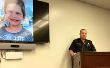 حبس ابد به خاطر قتل پسر ۲ ساله در قفس سگ