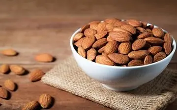 بادام چگونه به سلامت مغز، قلب و روده کمک می‌کند؟