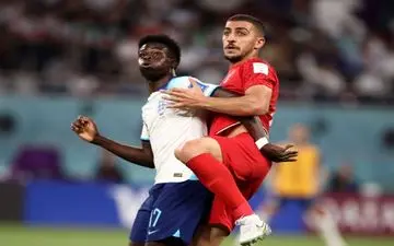 حسینی بازیکن آزاد شد