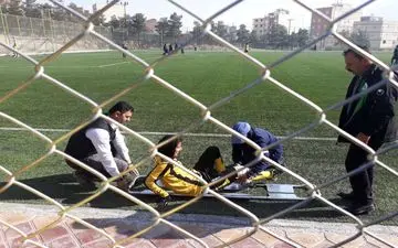  فقط ورود اصحاب رسانه ممنوع بود؛مردها در دربی بانوان اصفهان چه می‌کردند؟ (عکس)