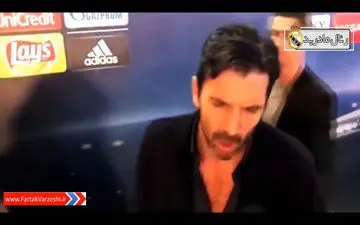 در آغوش گرفتن بوفون توسط رونالدو حین مصاحبه بعد از بازی دیشب + فیلم