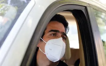 شکار لحظه ها/خا‌نم باز‌یگر در ماشین همایون شجریان