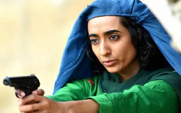  «سگ‌ها دیشب نخوابیده‌اند» در پی اکران خارجی