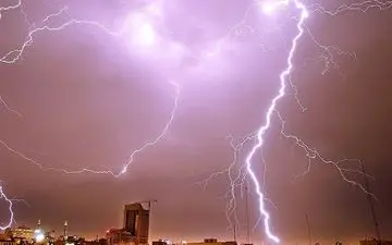 تداوم رگبار و وزش باد شدید در تهران تا دوشنبه