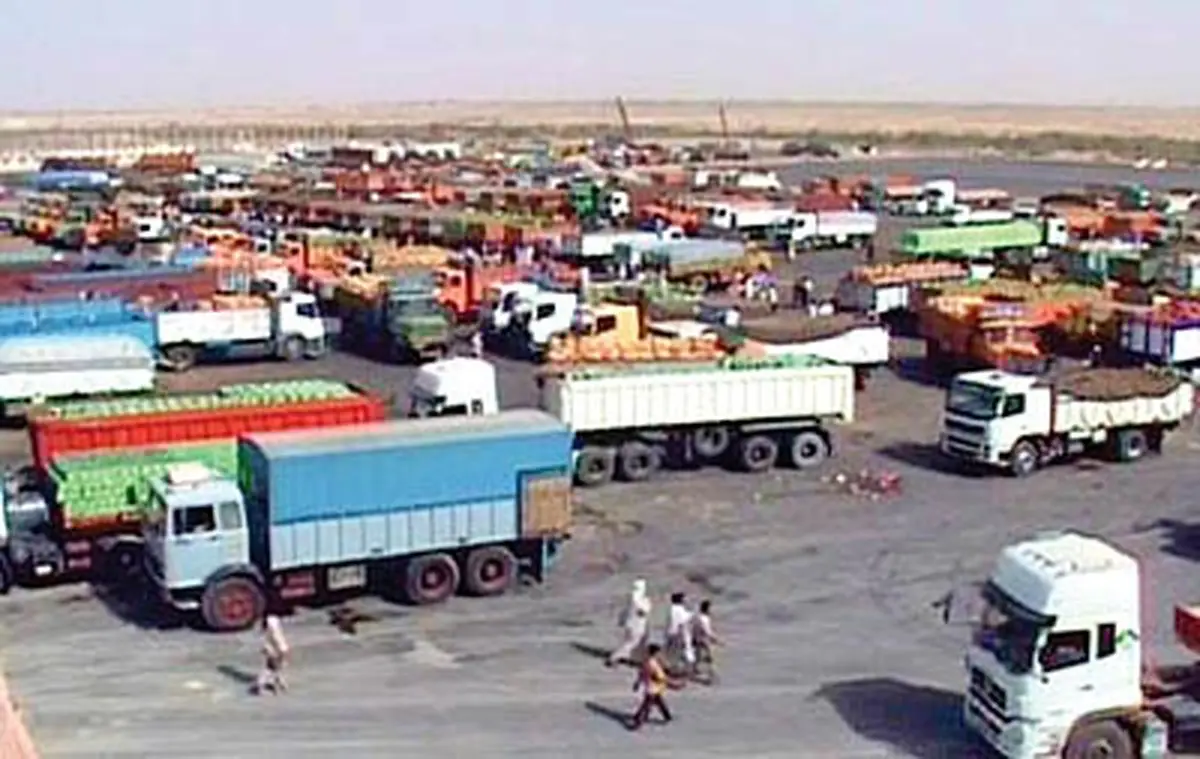 صادرات ۳۴۴ میلیون دلاری از مرز مهران به کشور عراق