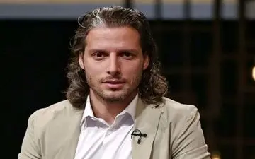 بازیکن سابق پرسپولیس دستیار شجاعی در هوادار شد
