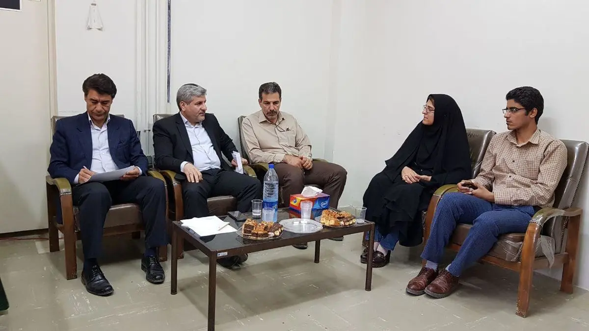 ملاقات مردمی قبادیان مدیر مخابرات منطقه در ناحیه شمالی مخابرات کرمانشاه