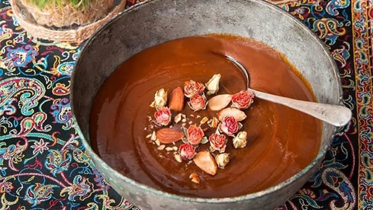 طرز تهیه سمنو: دسری مغذی و سنتی برای نوروز