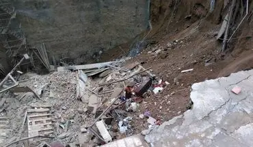 جان باختن عابر پیاده بر اثر ریزش دیوار ساختمان در رامیان