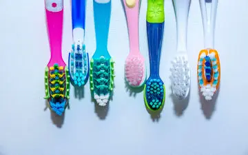 برای مراقبت از دندان‌ها هر دفعه چند دقیقه مسواک بزنیم؟