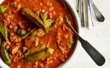 طرز تهیه آبگوشت بامیه؛ غذای سنتی و خوشمزه به سبک ایلامی