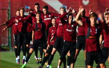  غیبت های سئوال برانگیز ملی پوش ایرانی/آزمون هر لحظه دورتر از روبین کازان (عکس)