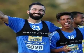 قائدی با دو خطا سوپرمن شد!