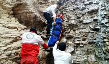 حادثه دلخراش در ایلام/ مرگ دو نفر در اثر سقوط از کوه 