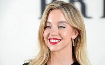 تصویری جنسی اما کنترل‌شده؛ سیدنی سوئینی و بازتعریف بامب‌شل هالیوود