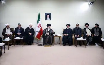 حضرت آیت الله خامنه ای:حج بهترین فرصت برای خنثی کردن فعالیت تبلیغاتی دشمنان است