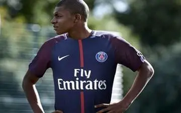 
امباپه: پوشیدن پیراهن پاری‌سن‌ژرمن رؤیای من بود 