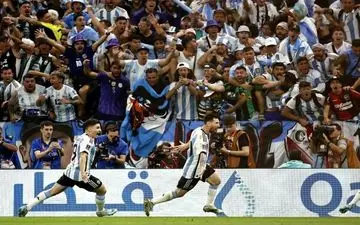 آرژانتین با غلبه بر مکزیک شروع ضعیفش را جبران کرد + جدول گروه C در پایان دور دوم 