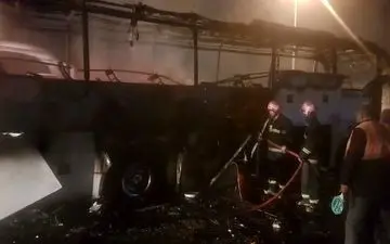 آتش‌سوزی اتوبوس بین شهری در محور کرمانشاه - بیستون
