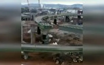 لحظه دیدنی تخریب یک پل