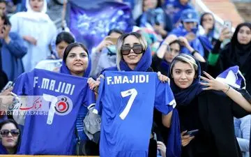 دختر استقلالی:  طرفدار دو آتشه فرهاد مجیدی هستم/استقلال عشق است