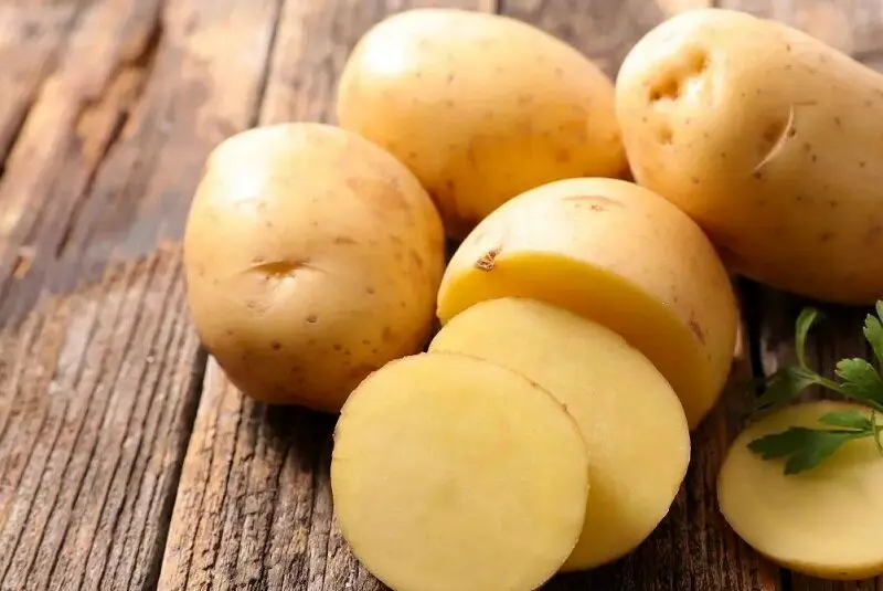۷ فایده شگفت انگیز سیب زمینی | با ناشناخته‌ترین مزایای این سبزی بیشتر آشنا شوید