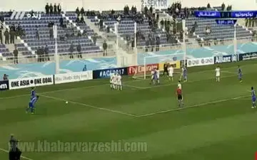 ضربه زیبای کاوه رضایی که به تیر دروازه اصابت کرد + فیلم