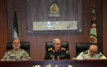 کارکنان نیروی انتظامی با رافت و مهربانی با مردم برخورد کنند