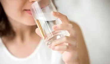 نوشیدن آب گرم چه خواصی دارد؟