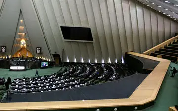 سازمان امور مالیاتی مکلف به اخذ مالیات از سفرهای خارجی شد