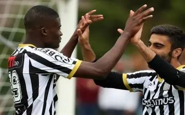 پیروزی  شارلوا با گل‌های  کاوه رضایی 