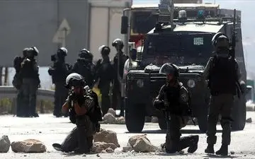 لحظه تیر خوردن خبرنگار زن توسط نظامیان اسرائیلی+فیلم 