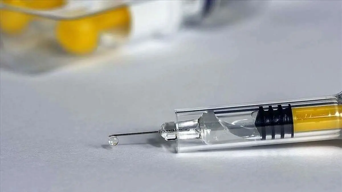 تمامی کادر درمان قم واکسینه می شوند