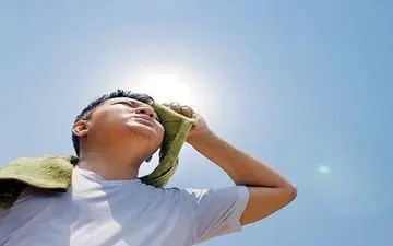 راه چاره گرمازدگی فقط ّآب خوردن نیست/ باور غلطی که حقیقت ندارد