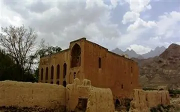 کاخ‌های تاج‌آباد و عباس‌آباد نطنز، روایت کننده تاریخ صفوی