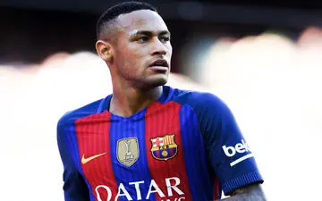 نیمار امشب استارت کارش را در تیم جدید زد