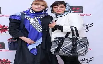  هووهای ستایش در کنار هم 