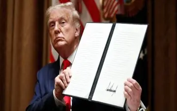  ممنوعیت‌های مهاجرتی به آمریکا تمدید شد