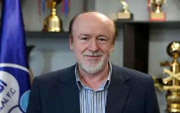 استقلالی ها افشاگری کردند ! وقتی سرپرست جدید با سرعتی عجیب و کم نظیر جانشین افتخاری شد !