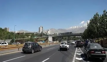 
۲ واحد تجاری غیرمجاز در محور فریدونکنار - بابلسر تخریب شد
