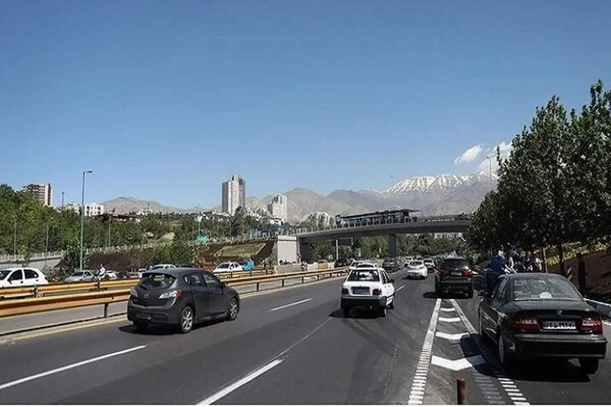 
۲ واحد تجاری غیرمجاز در محور فریدونکنار - بابلسر تخریب شد
