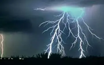 رعدو برق و رگبار پراکنده باران در استان تهران پیش‌بینی می‌شود