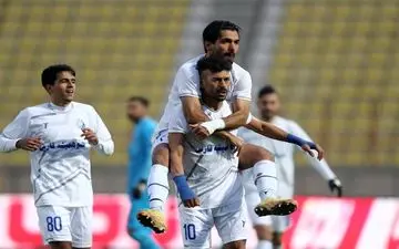  صعود استقلال با چاشنی انتقام/سرو اسپاگتی برای ایتالیایی‌ها 