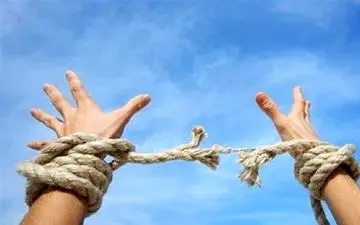 بوکسور جوان با شرطی عجیب از اعدام نجات یافت