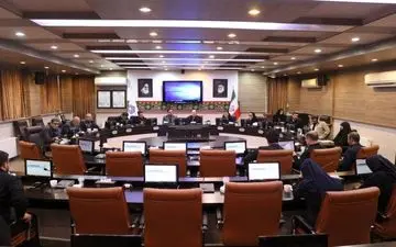 ۱۸ درصد مصوبات شورای شهر همدان مغایر با قانون بوده است