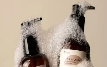 آیا استفاده از شامپوی مو برای شستن بدن بی‌خطر است؟