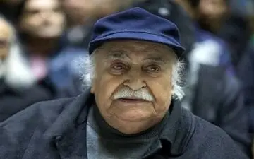 خاک‌سپاری ابراهیم آبادی در جوار استادش