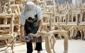 مشکلات واردات چوب، ۲۰ هزار ملایری را بیکار می‌کند